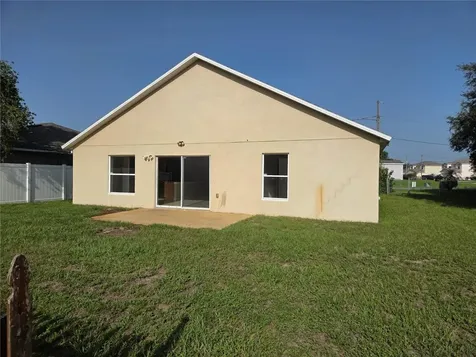 725 Robin Court Kissimmee FL 34759