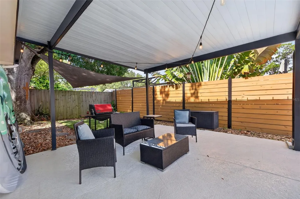 7566 20th Street N St Petersburg FL 33702