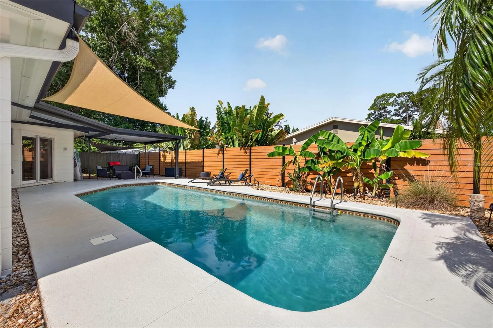 7566 20th Street N St Petersburg FL 33702