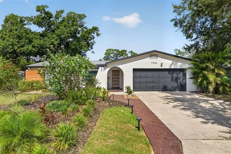 7566 20th Street N St Petersburg FL 33702