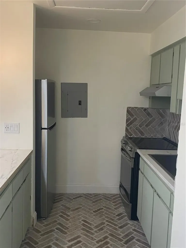 704 Angelina Lane Lakeland FL 33801