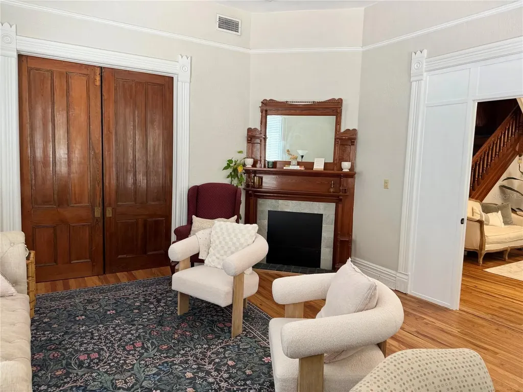 311 S Brevard Avenue Tampa FL 33606