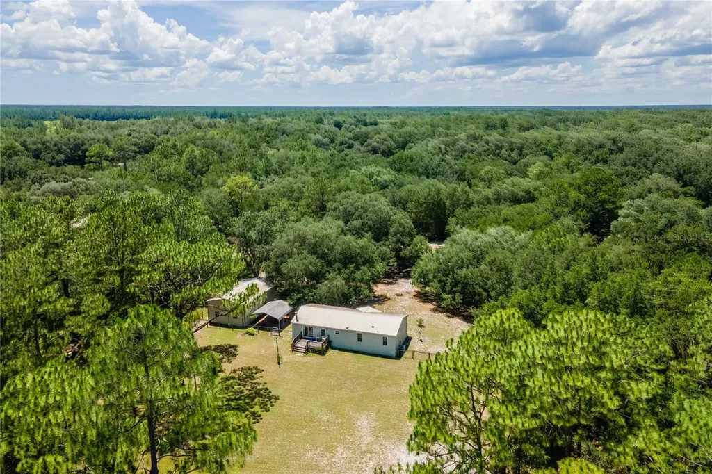 7392 NE 192nd Place Citra FL 32113