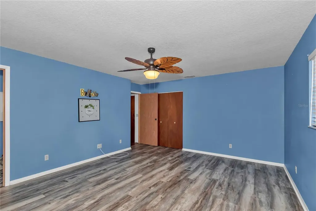 16365 SE 17th Street Ocklawaha FL 32179