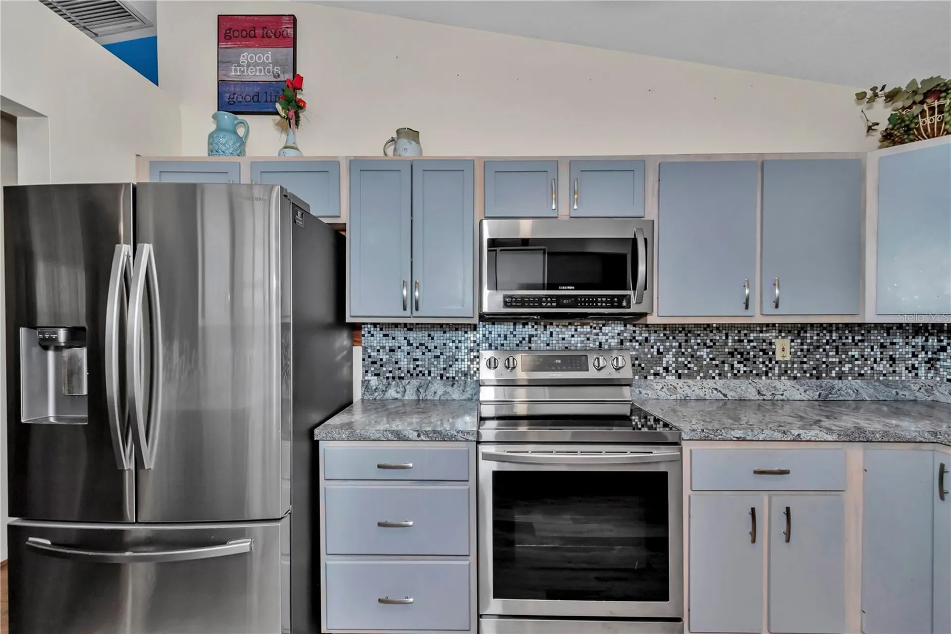 16365 SE 17th Street Ocklawaha FL 32179
