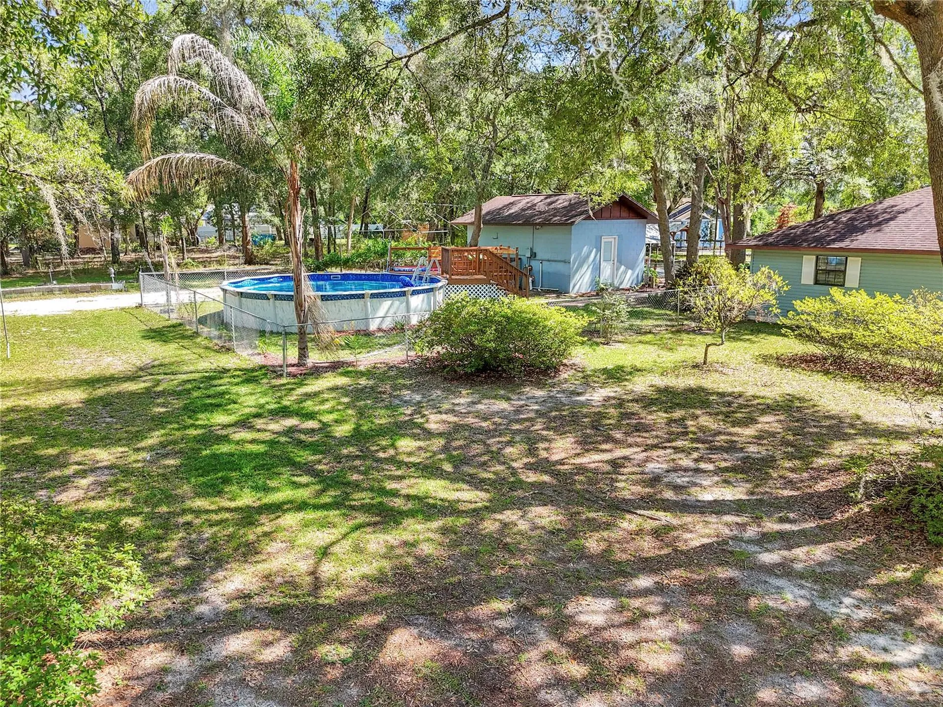 16365 SE 17th Street Ocklawaha FL 32179