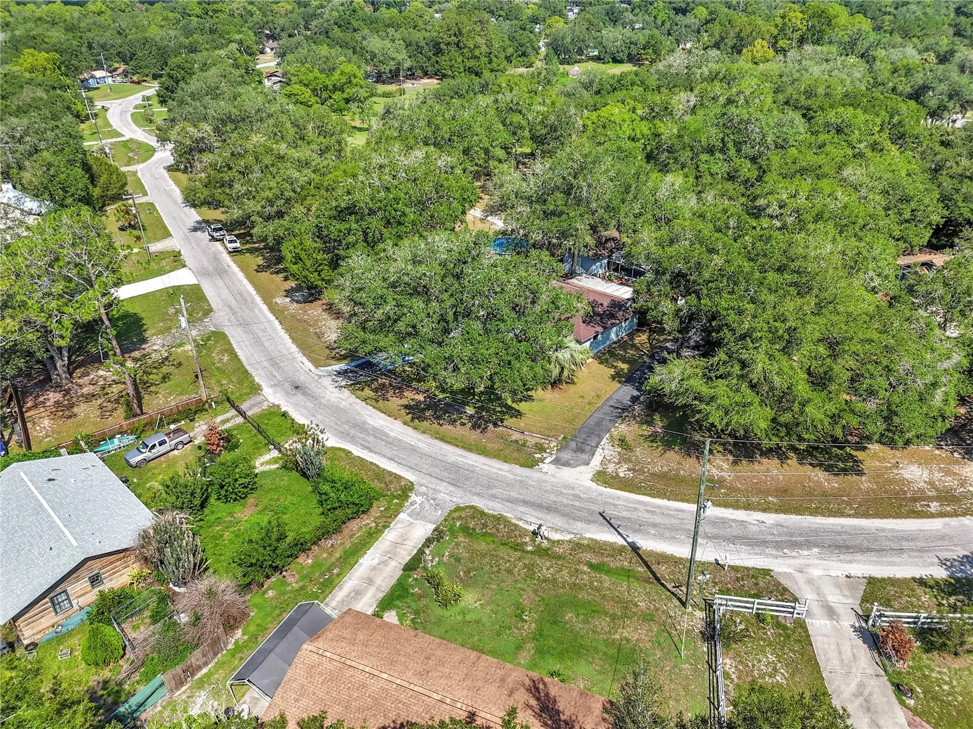 16365 SE 17th Street Ocklawaha FL 32179