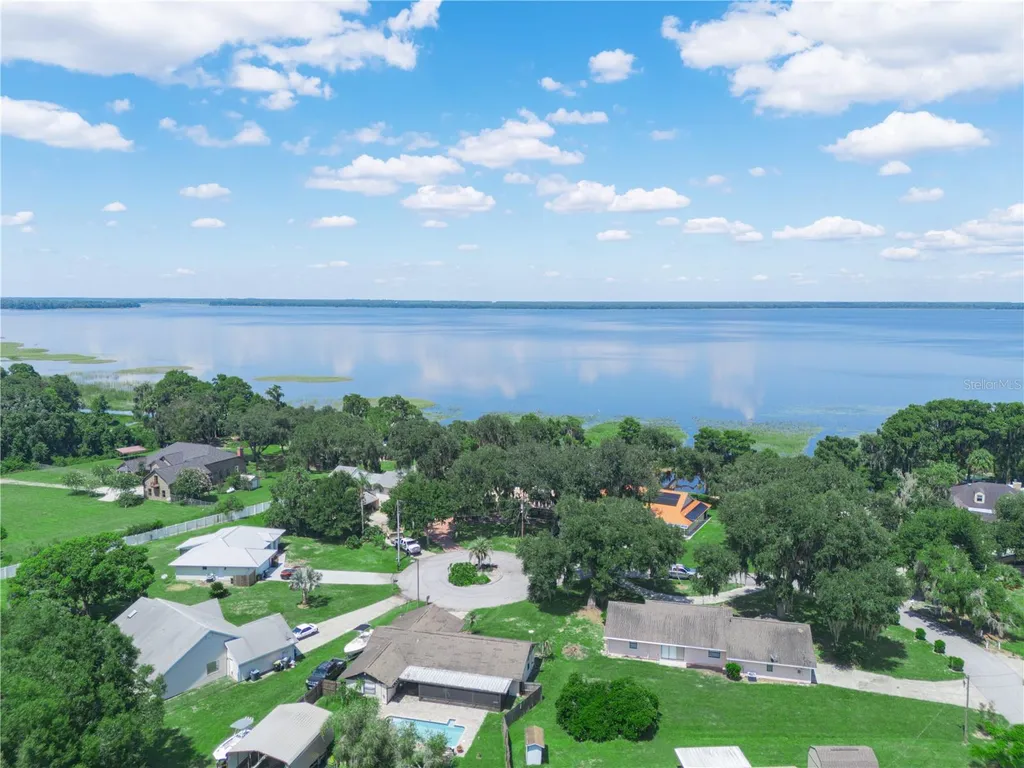3038 Shady Wood Lane Lake Wales FL 33898