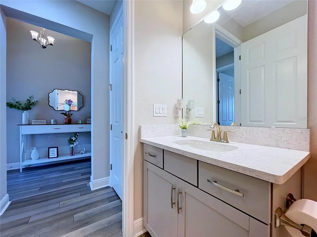 6290 Roadstead Court Apollo Beach FL 33572
