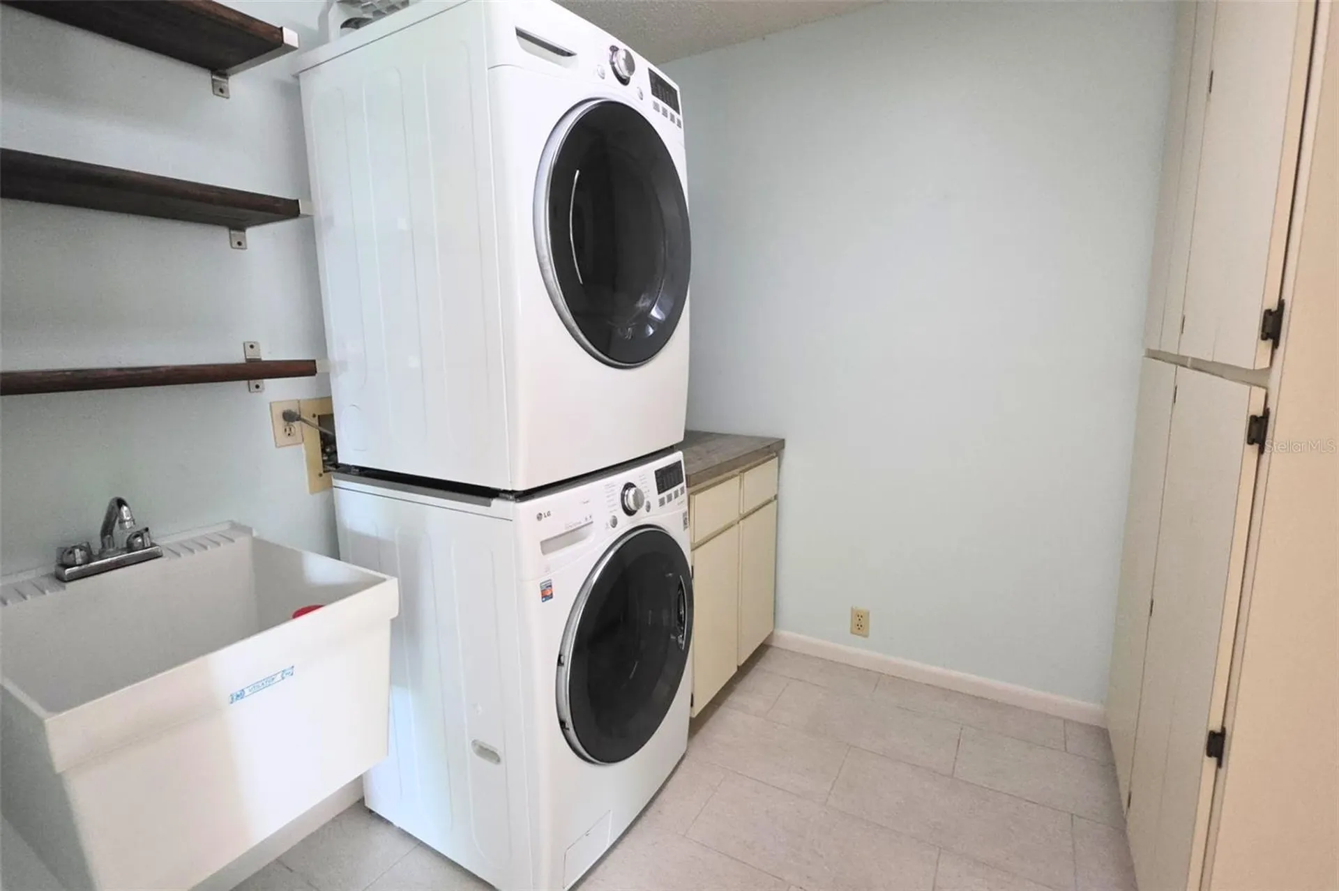 9927 Middlecoff Drive New Port Richey FL 34655