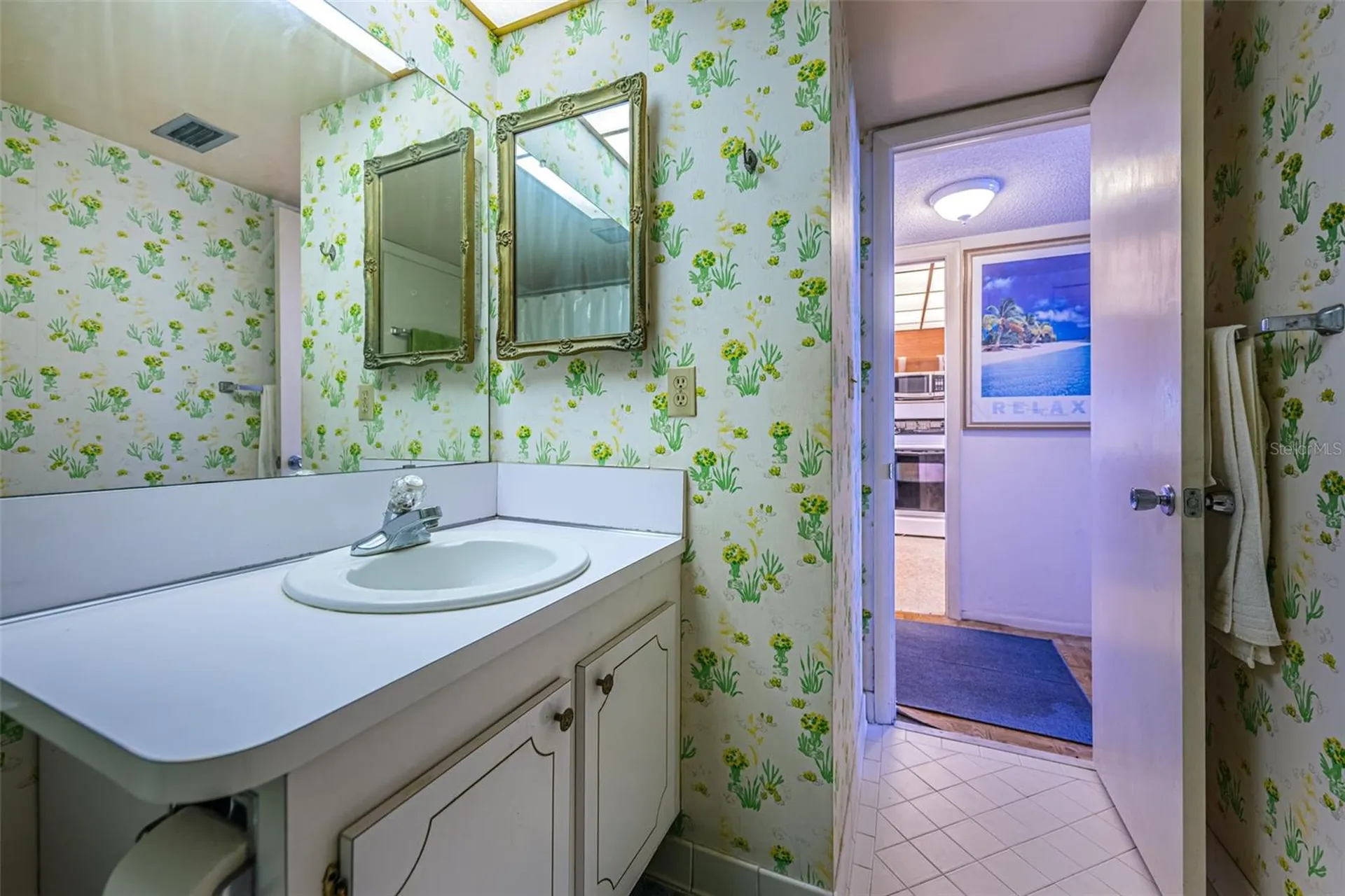 4750 Cove Circle St Petersburg FL 33708