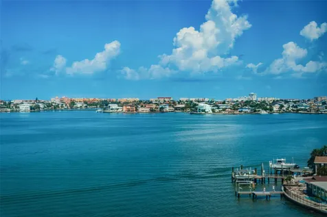 4750 Cove Circle St Petersburg FL 33708
