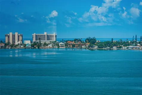 4750 Cove Circle St Petersburg FL 33708