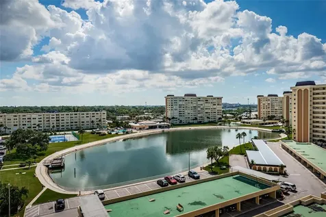 4750 Cove Circle St Petersburg FL 33708