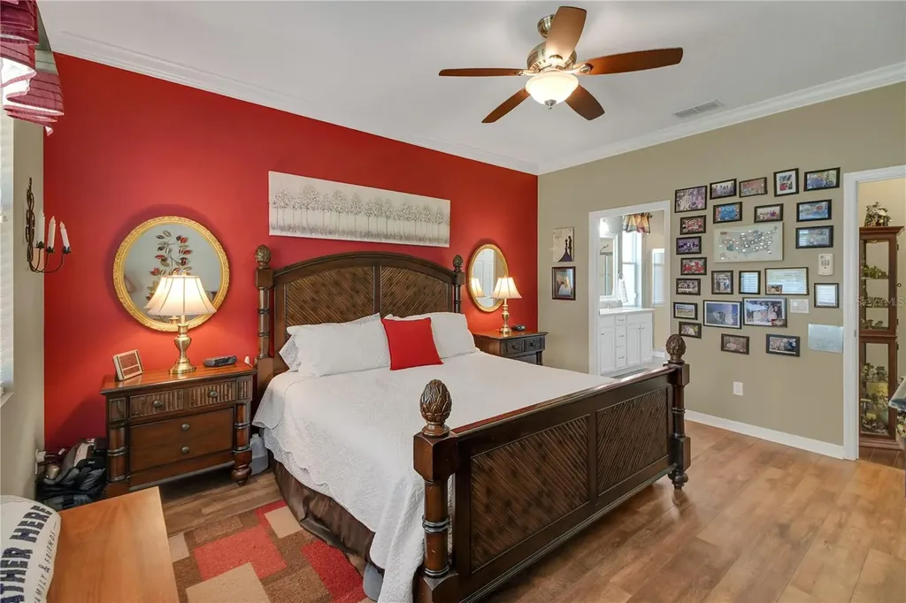 2580 Plumadore Drive Grand Island FL 32735