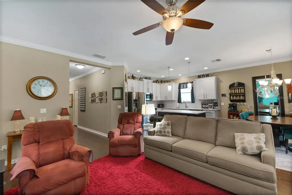 2580 Plumadore Drive Grand Island FL 32735
