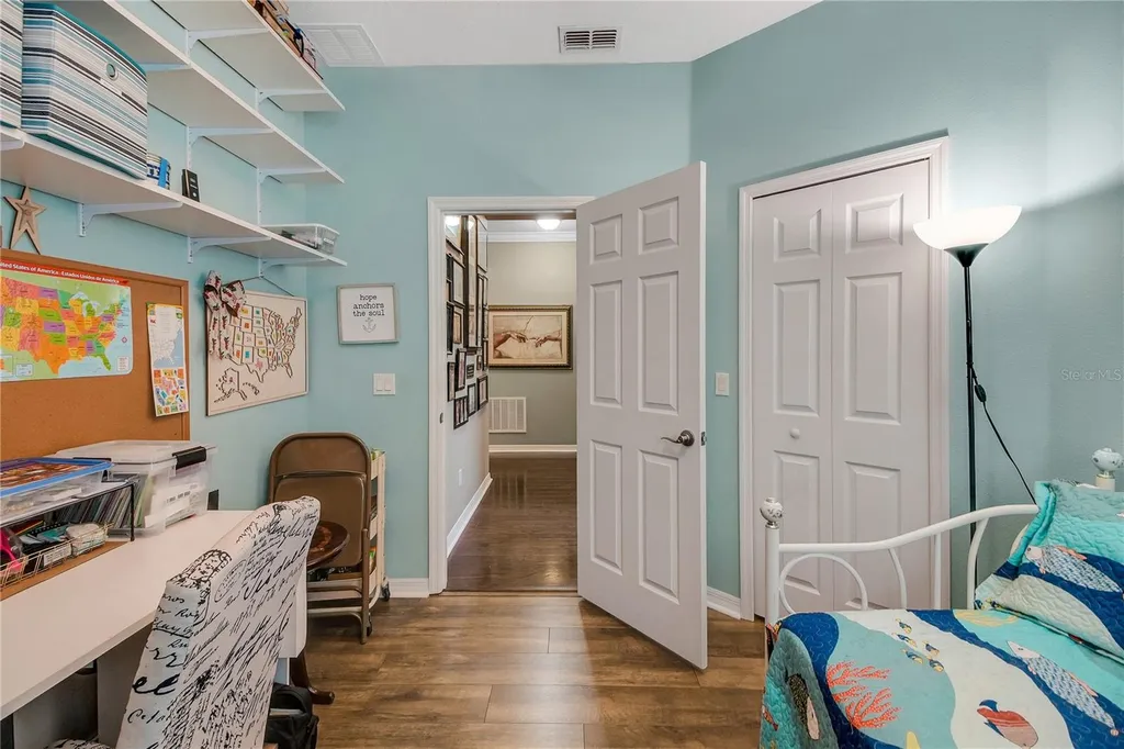 2580 Plumadore Drive Grand Island FL 32735