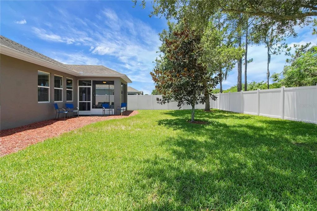 2580 Plumadore Drive Grand Island FL 32735