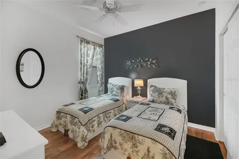 2580 Plumadore Drive Grand Island FL 32735