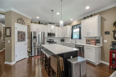 2580 Plumadore Drive Grand Island FL 32735