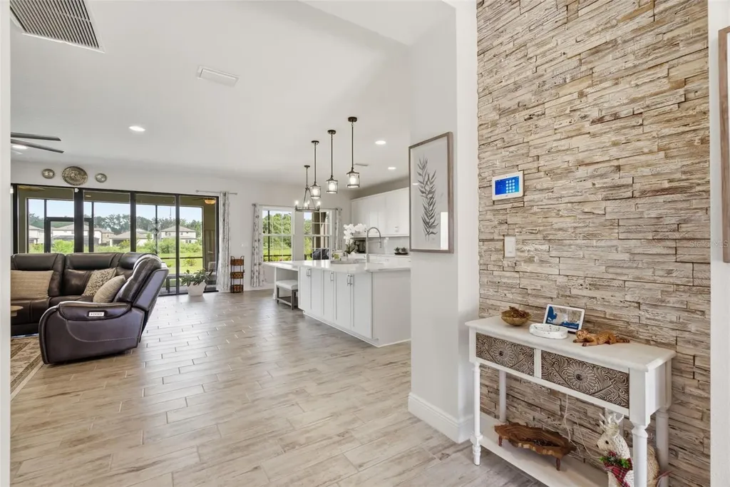 12970 Steed Trace Loop Lithia FL 33547