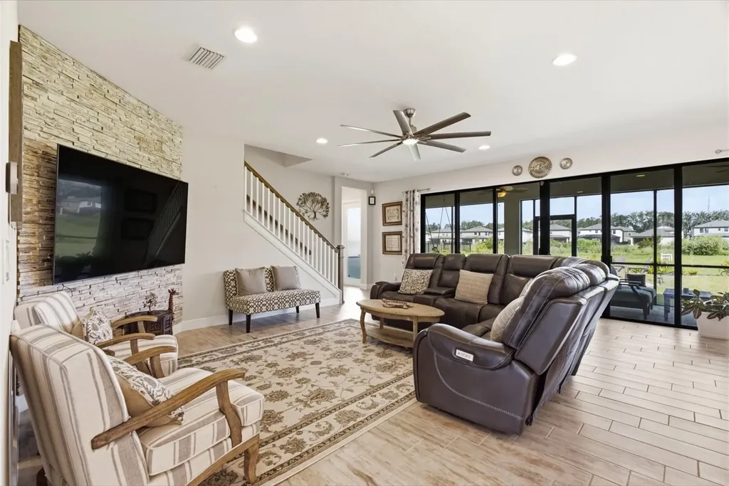 12970 Steed Trace Loop Lithia FL 33547