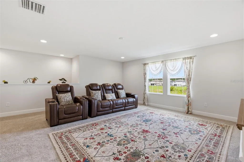 12970 Steed Trace Loop Lithia FL 33547