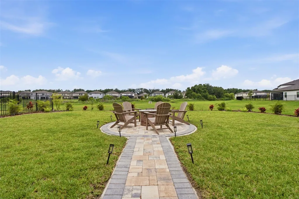 12970 Steed Trace Loop Lithia FL 33547