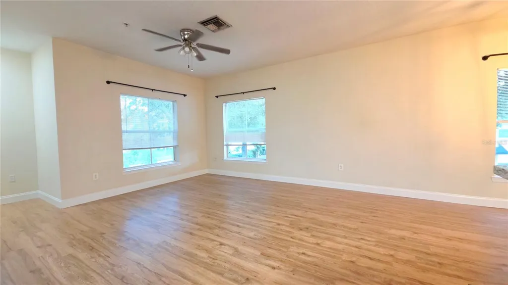 6055 Westgate Drive Orlando FL 32835