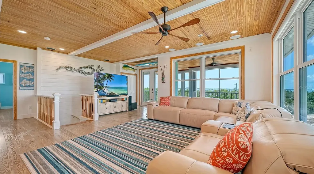 180 Horseshoe Loop Road Terra Ceia FL 34250