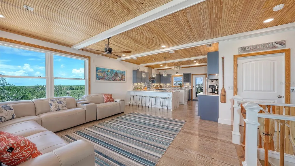 180 Horseshoe Loop Road Terra Ceia FL 34250