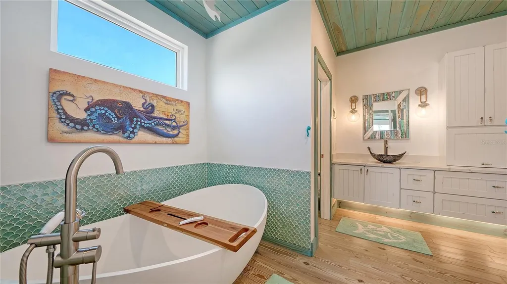 180 Horseshoe Loop Road Terra Ceia FL 34250