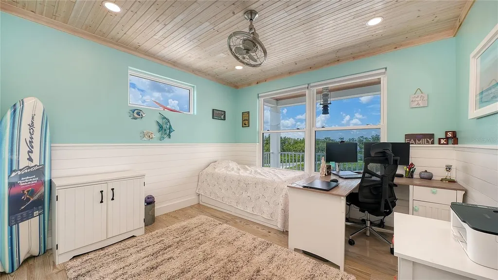 180 Horseshoe Loop Road Terra Ceia FL 34250