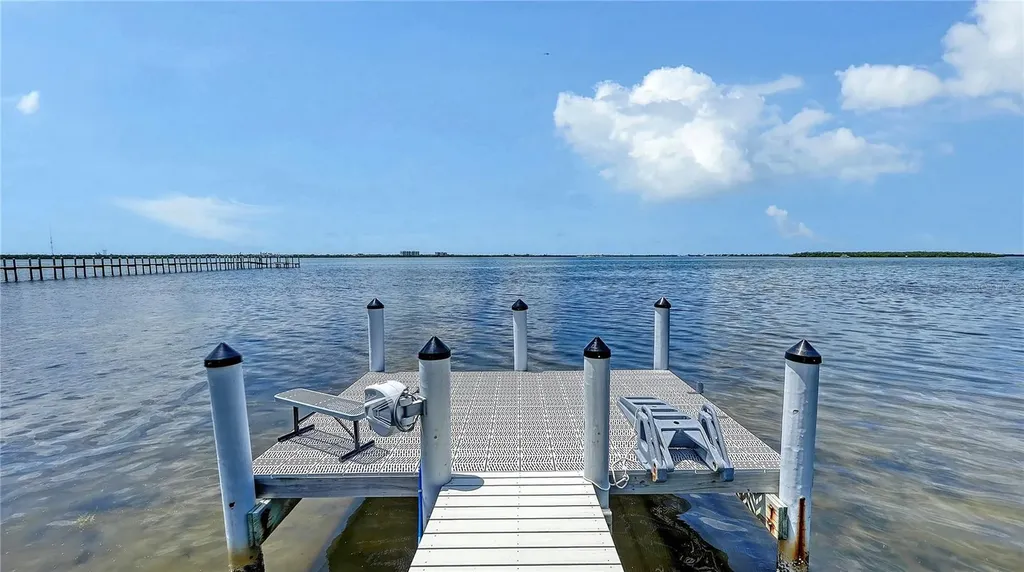 180 Horseshoe Loop Road Terra Ceia FL 34250