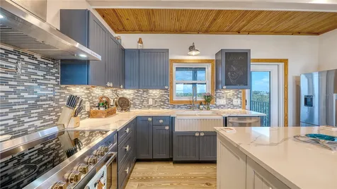 180 Horseshoe Loop Road Terra Ceia FL 34250