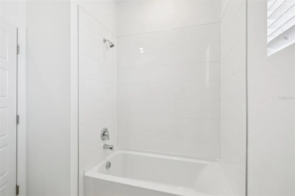 1753 Hummingbird Road Winter Haven FL 33884