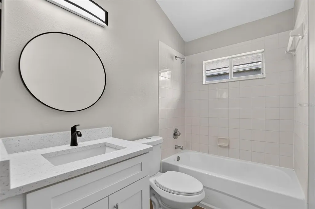 8536 Canterbury Lake Boulevard Tampa FL 33619