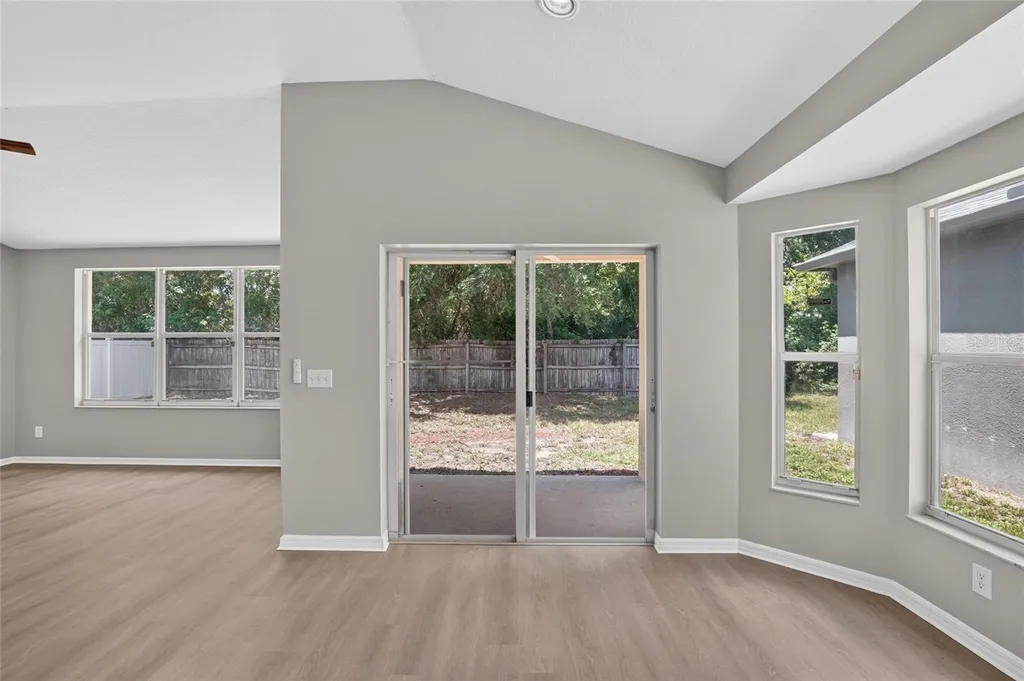 8536 Canterbury Lake Boulevard Tampa FL 33619