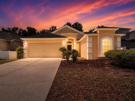 8536 Canterbury Lake Boulevard Tampa FL 33619
