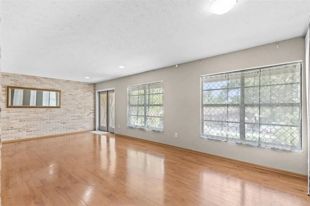 2311 Long Green Court Valrico FL 33596