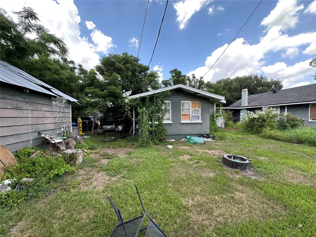 1105 NE 1st Street Mulberry FL 33860