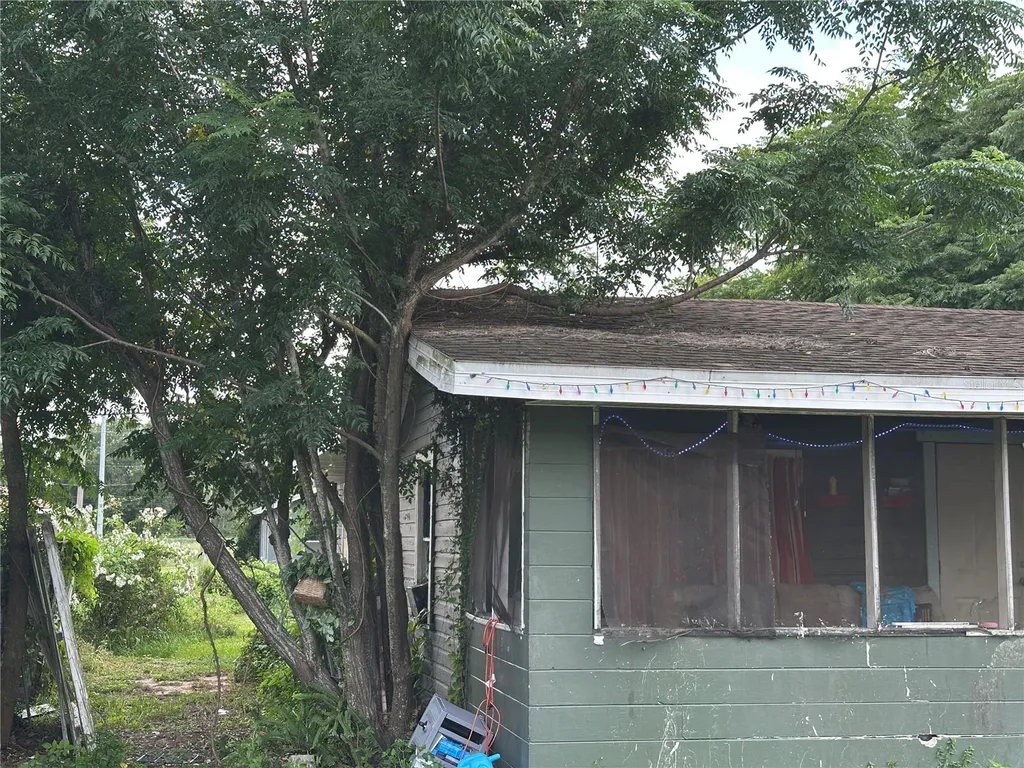 1105 NE 1st Street Mulberry FL 33860