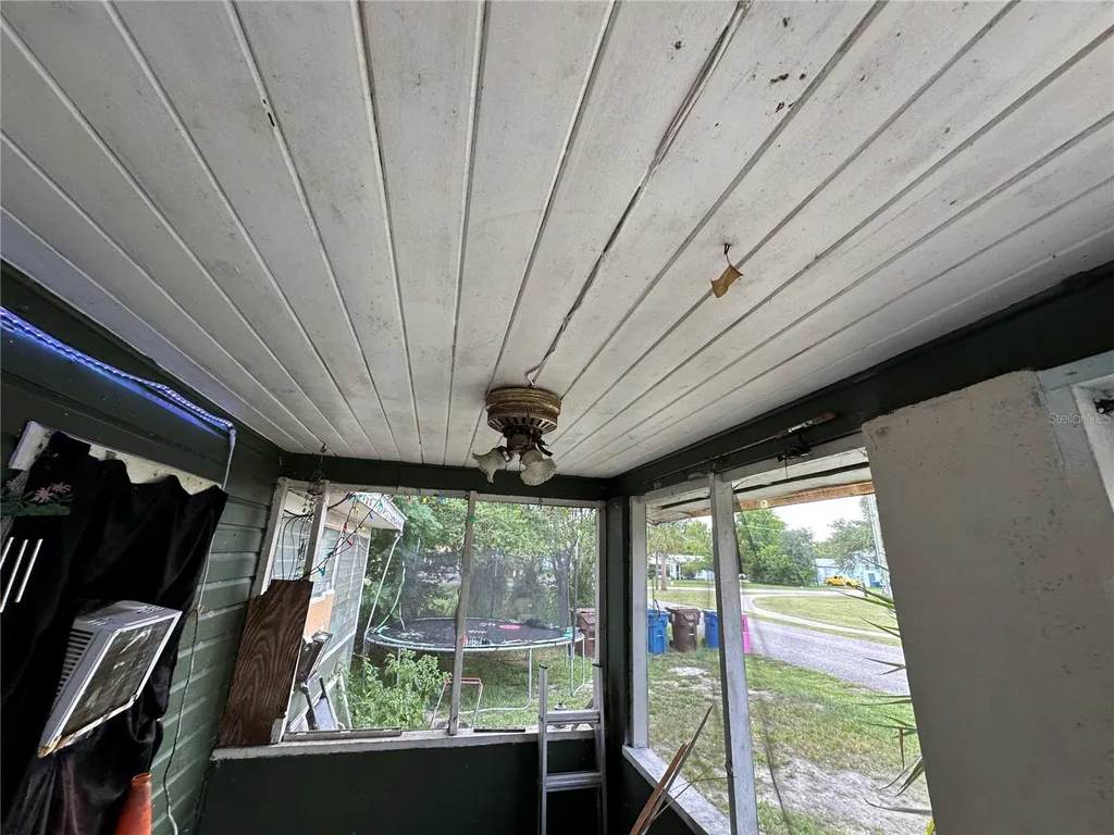 1105 NE 1st Street Mulberry FL 33860