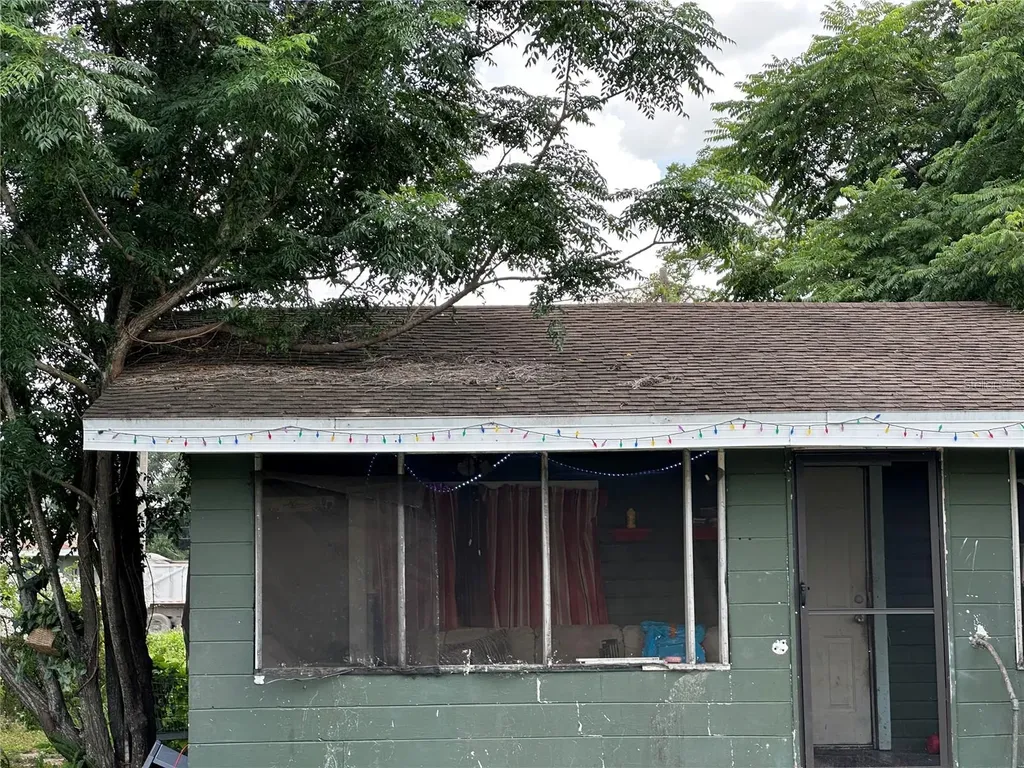 1105 NE 1st Street Mulberry FL 33860