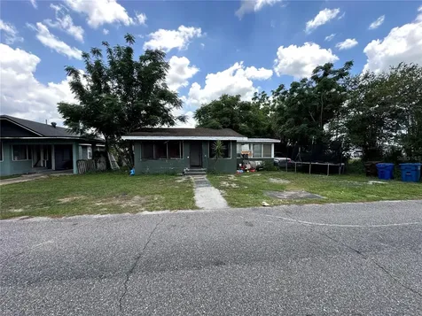 1105 NE 1st Street Mulberry FL 33860