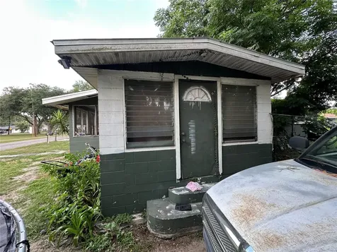 1105 NE 1st Street Mulberry FL 33860