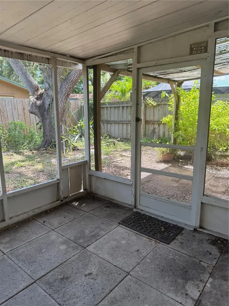6816 Circlecreek Drive Pinellas Park FL 33781