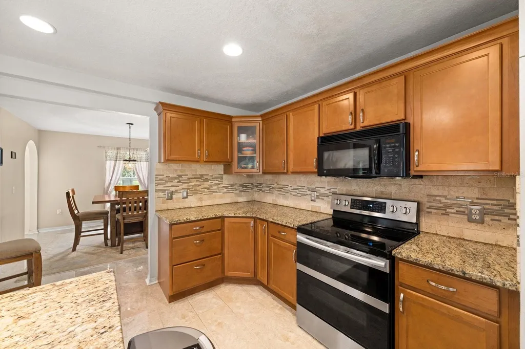 7651 Lake Andrea Circle Mount Dora FL 32757