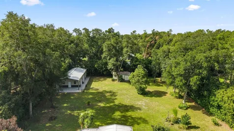 7651 Lake Andrea Circle Mount Dora FL 32757
