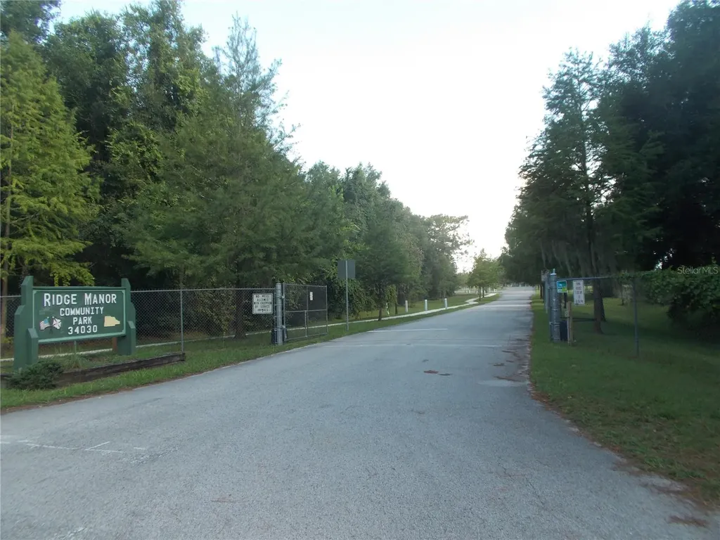 12199 SW 44th Drive Webster FL 33597